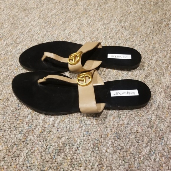 Kellparker Brielle Tan Sandals  Women’s Size 9.5 Gold GG Logo Embellishment Shoe - Picture 6 of 13